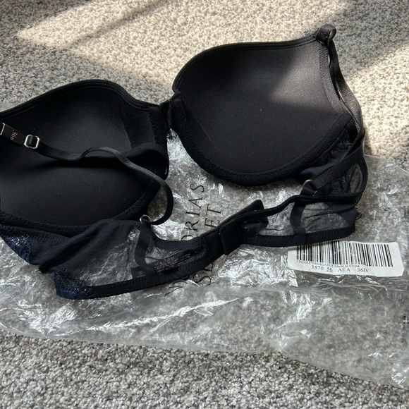 Victoria secret RARE FIND NWT Swarovski crystal  Very Sexy push bra w/v string - Picture 2 of 9
